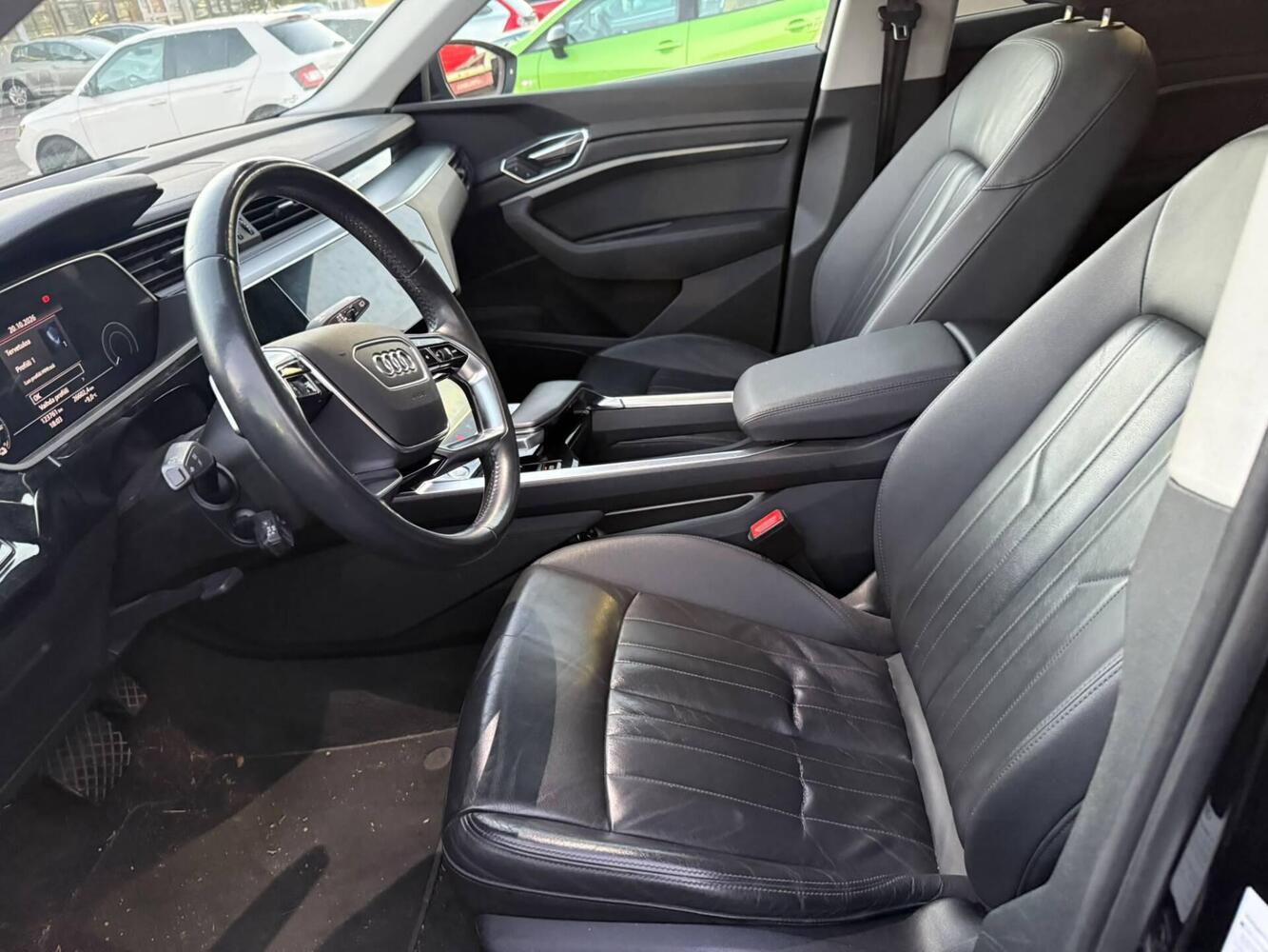 Audi e-tron vaihtoauto