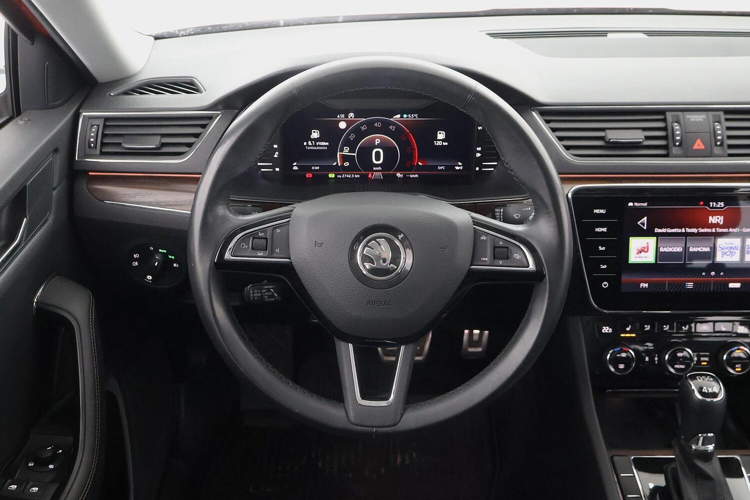 Skoda Superb vaihtoauto