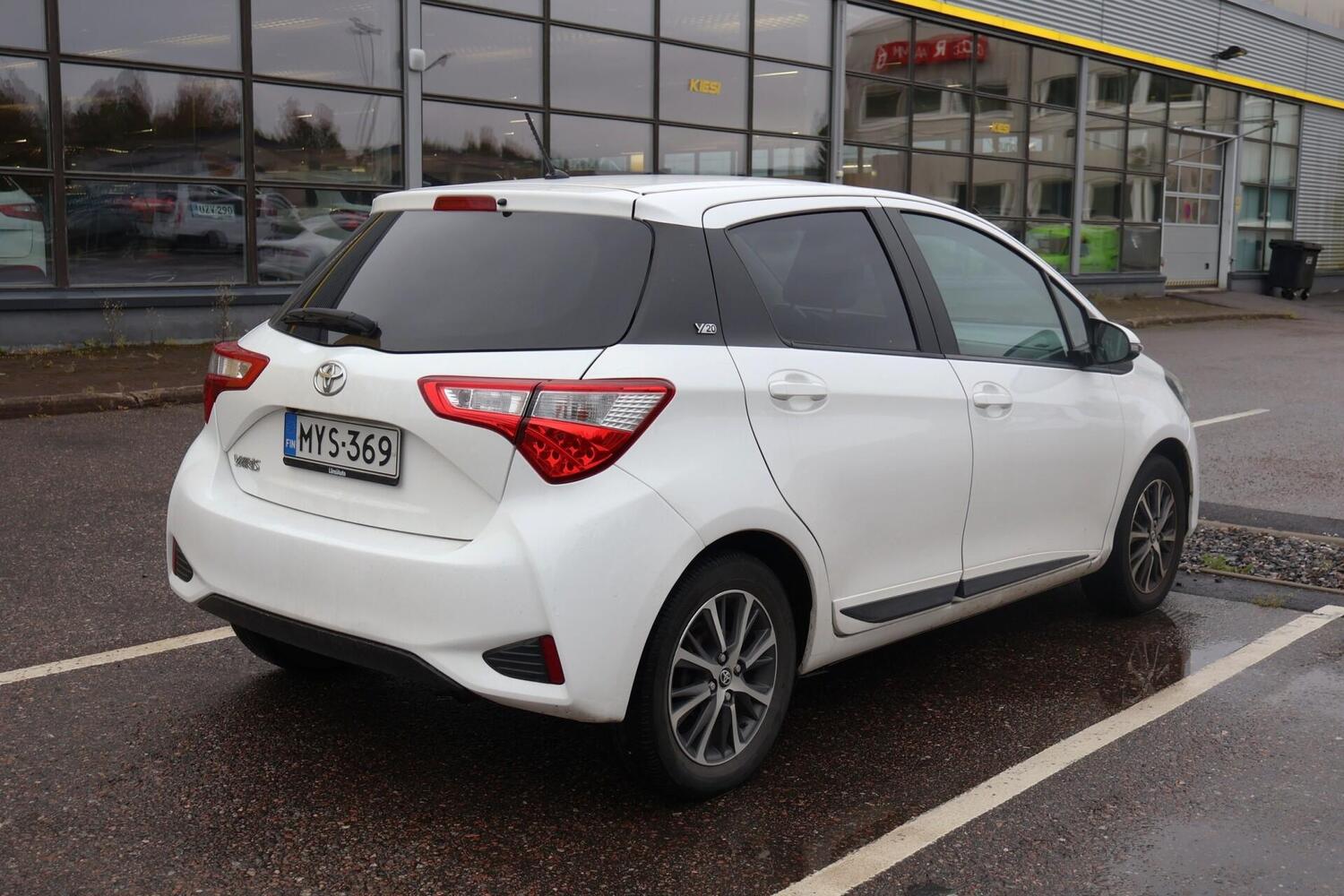 Toyota Yaris vaihtoauto