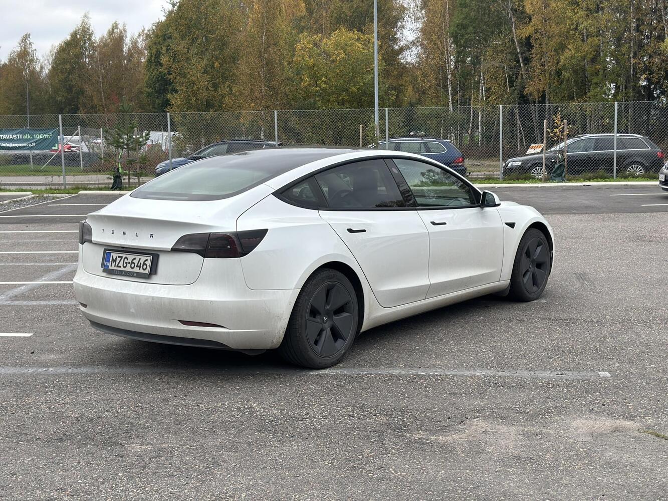 Tesla Model 3 vaihtoauto