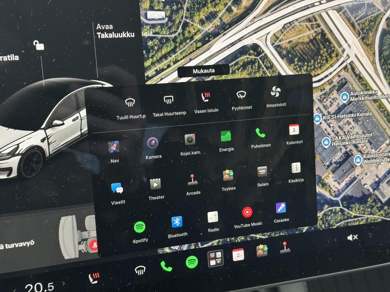 Tesla Model 3 vaihtoauto