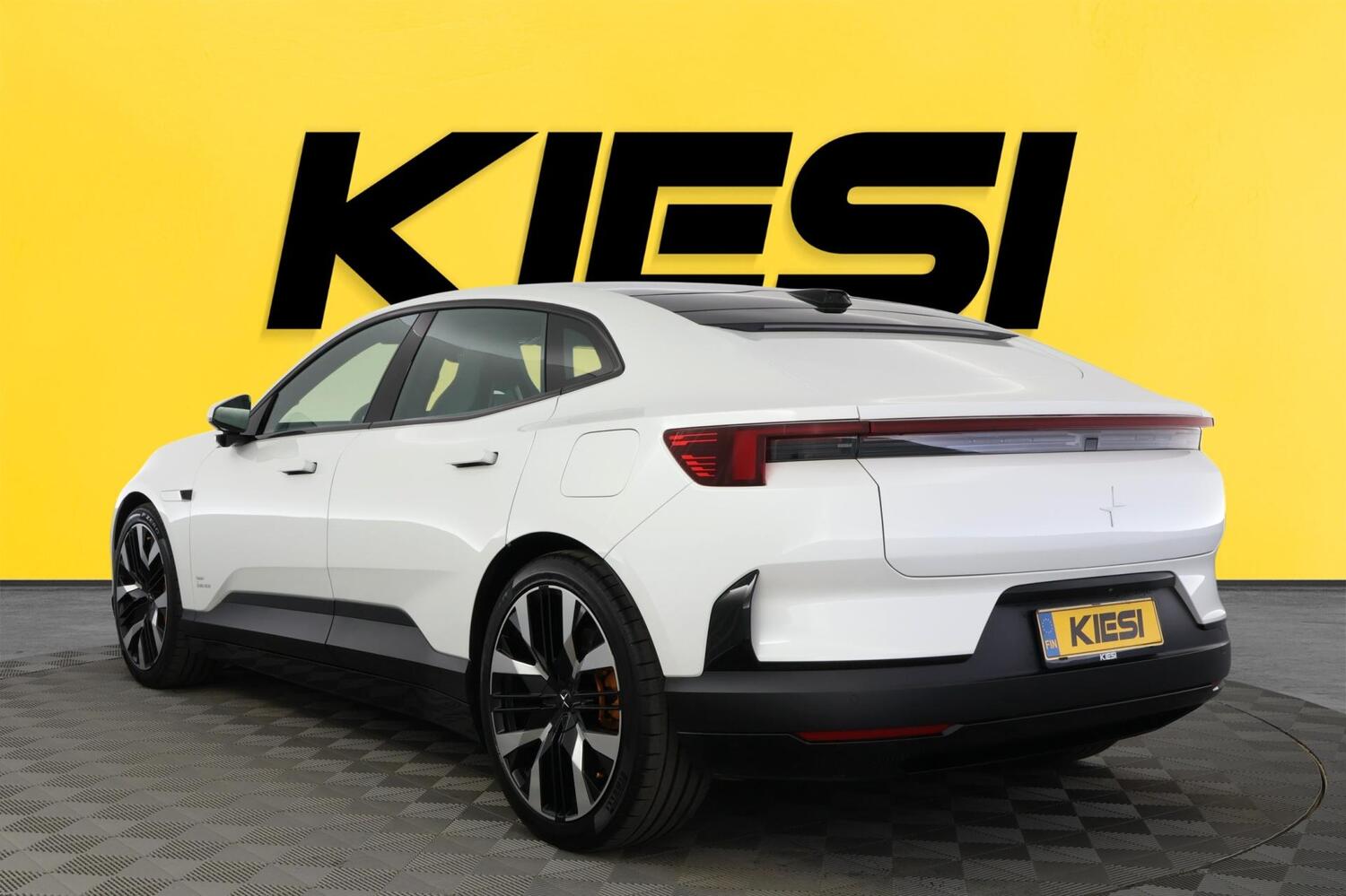 Polestar 4 vaihtoauto