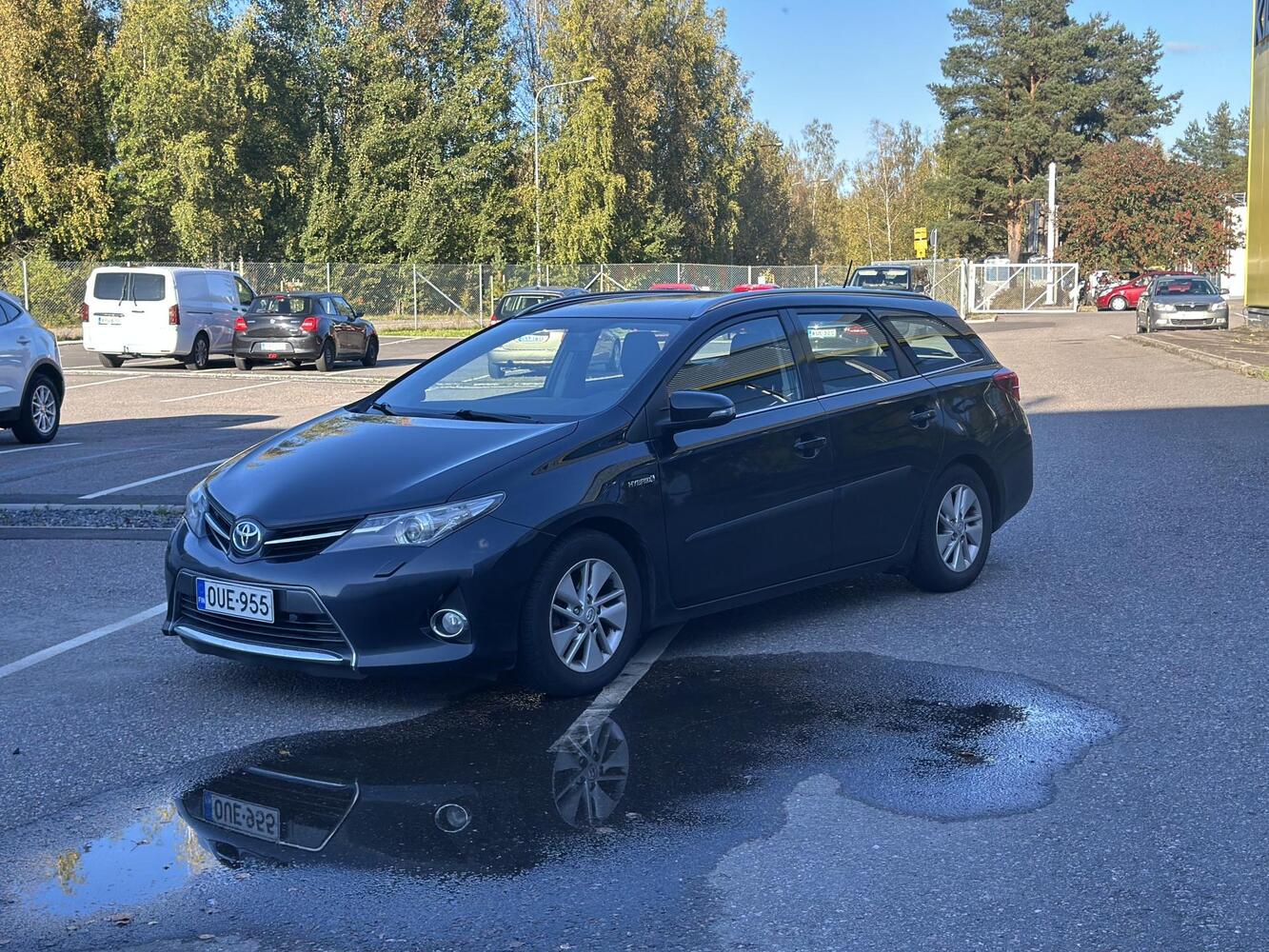 Toyota Auris vaihtoauto