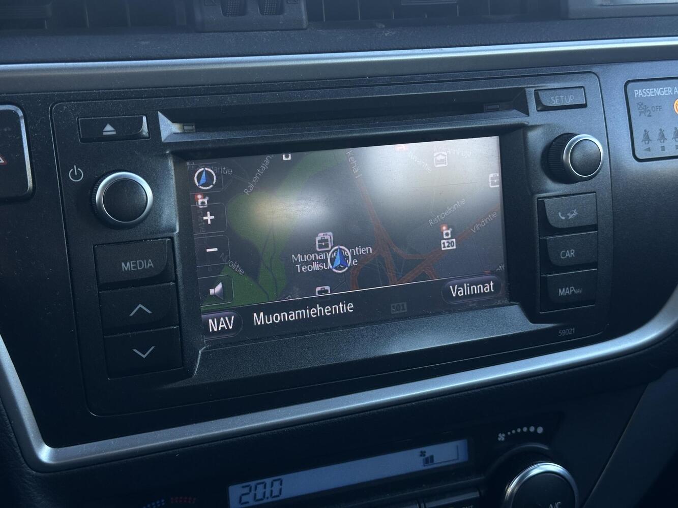 Toyota Auris vaihtoauto