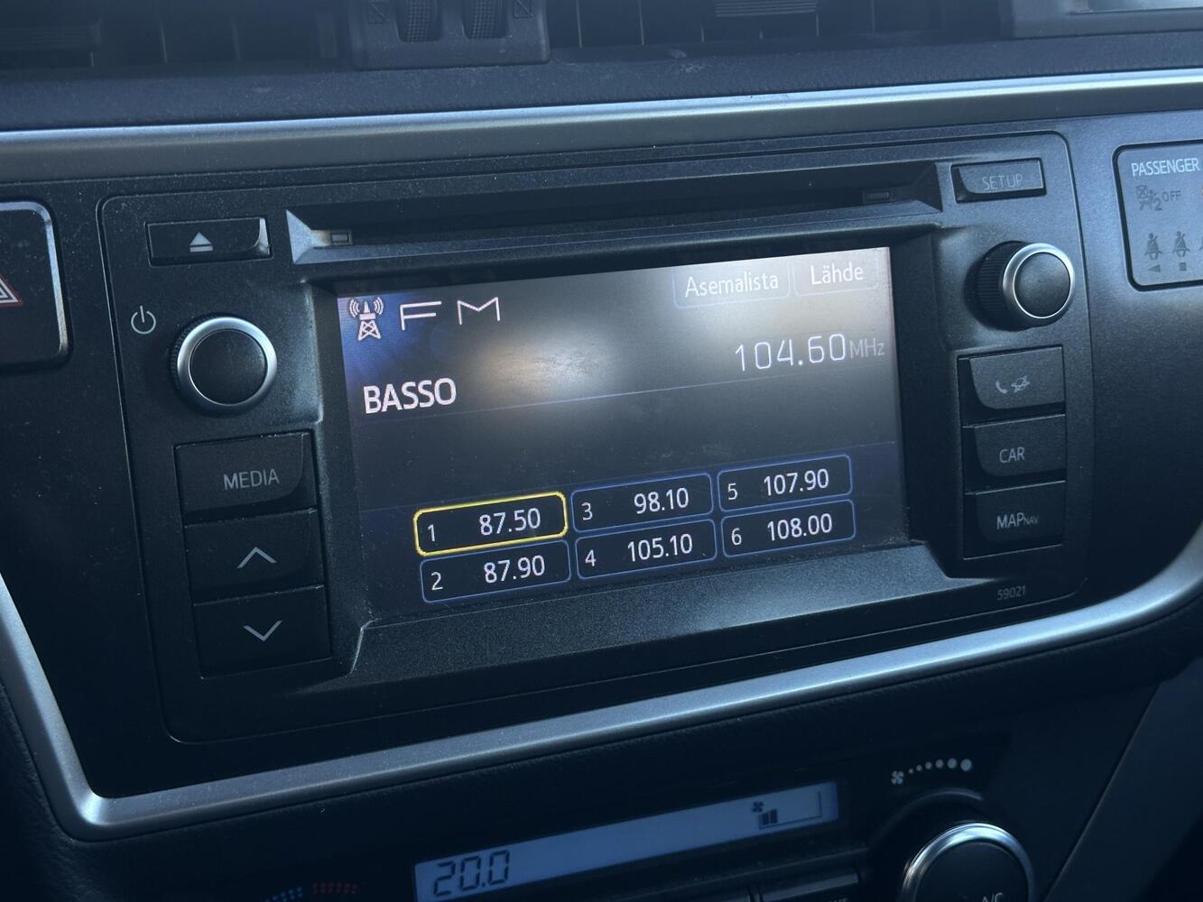 Toyota Auris vaihtoauto