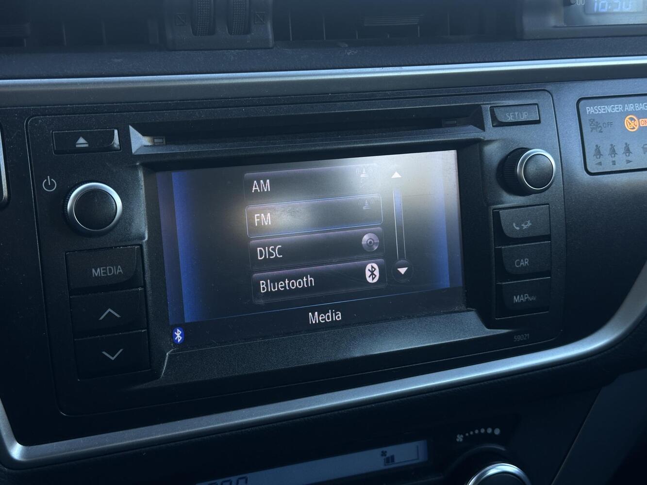 Toyota Auris vaihtoauto