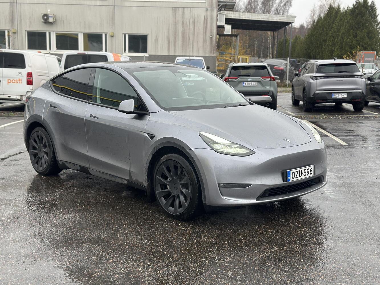Tesla Model Y vaihtoauto
