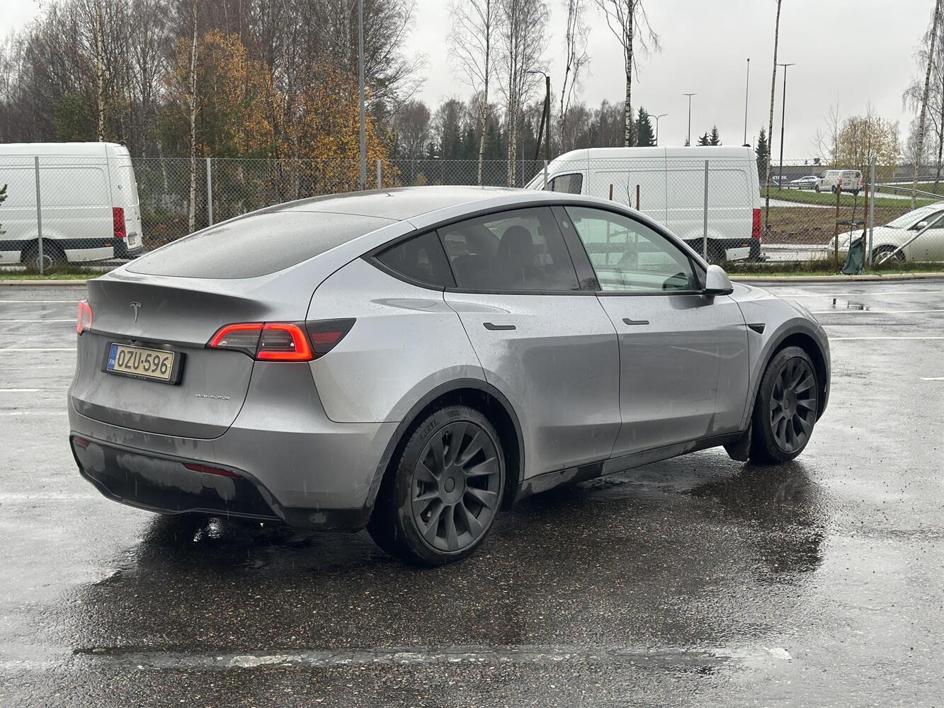 Tesla Model Y vaihtoauto