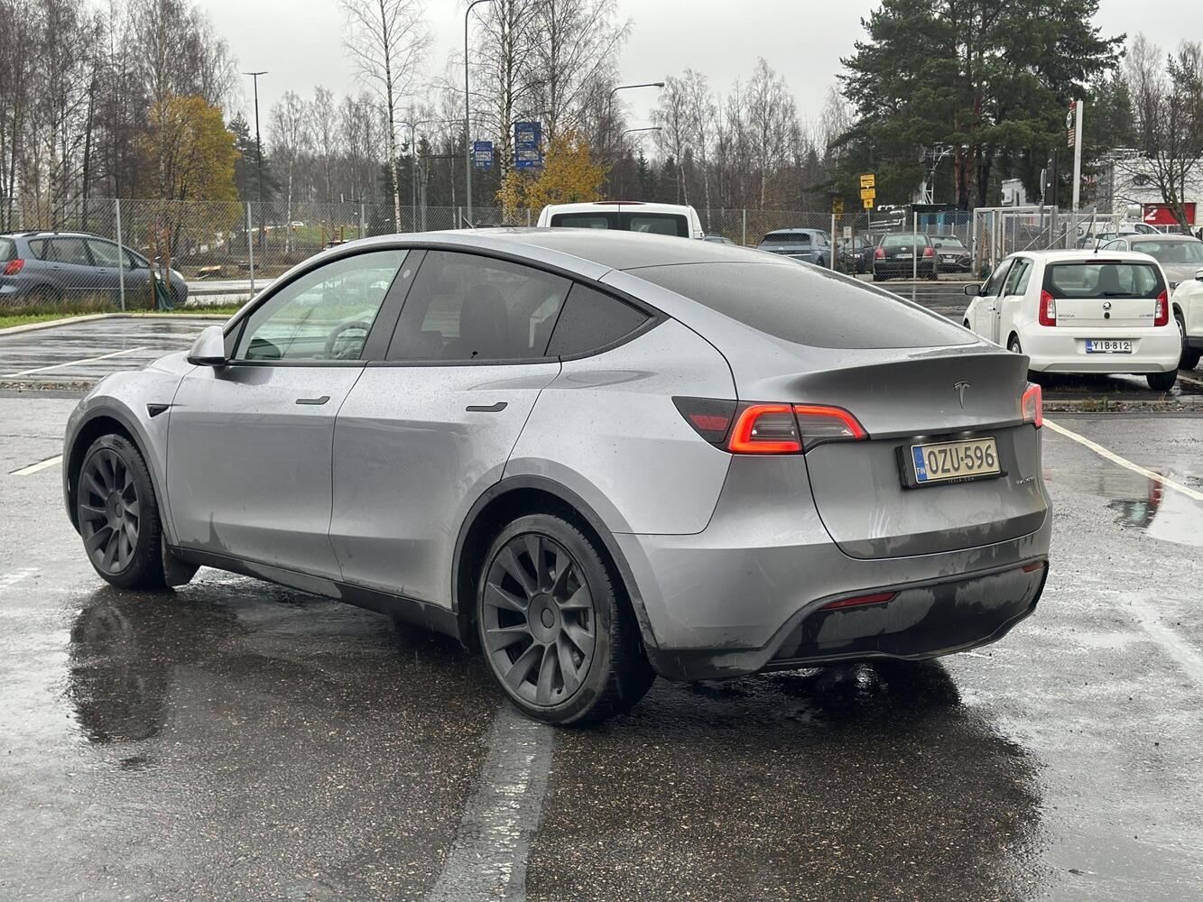 Tesla Model Y vaihtoauto