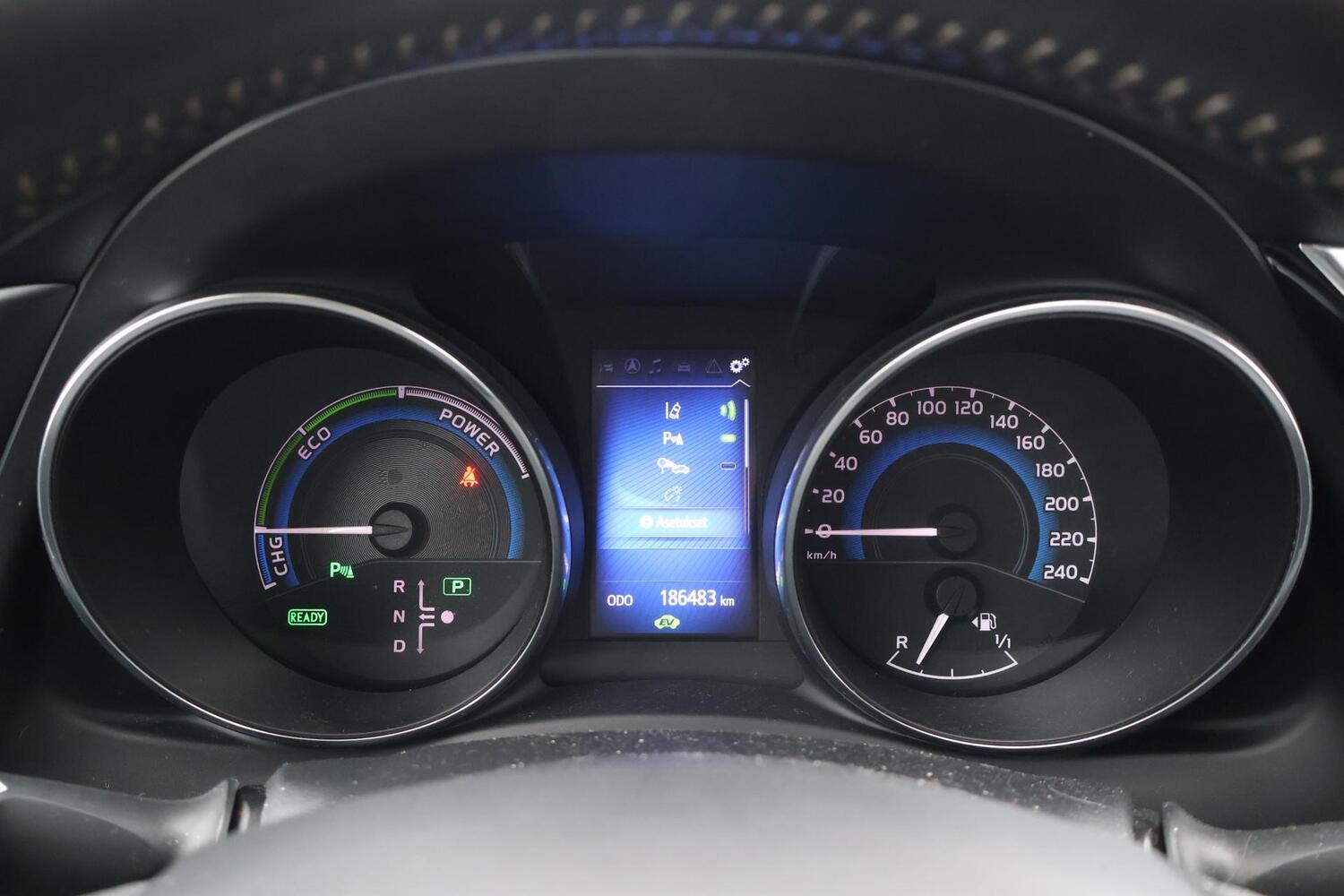 Toyota Auris vaihtoauto
