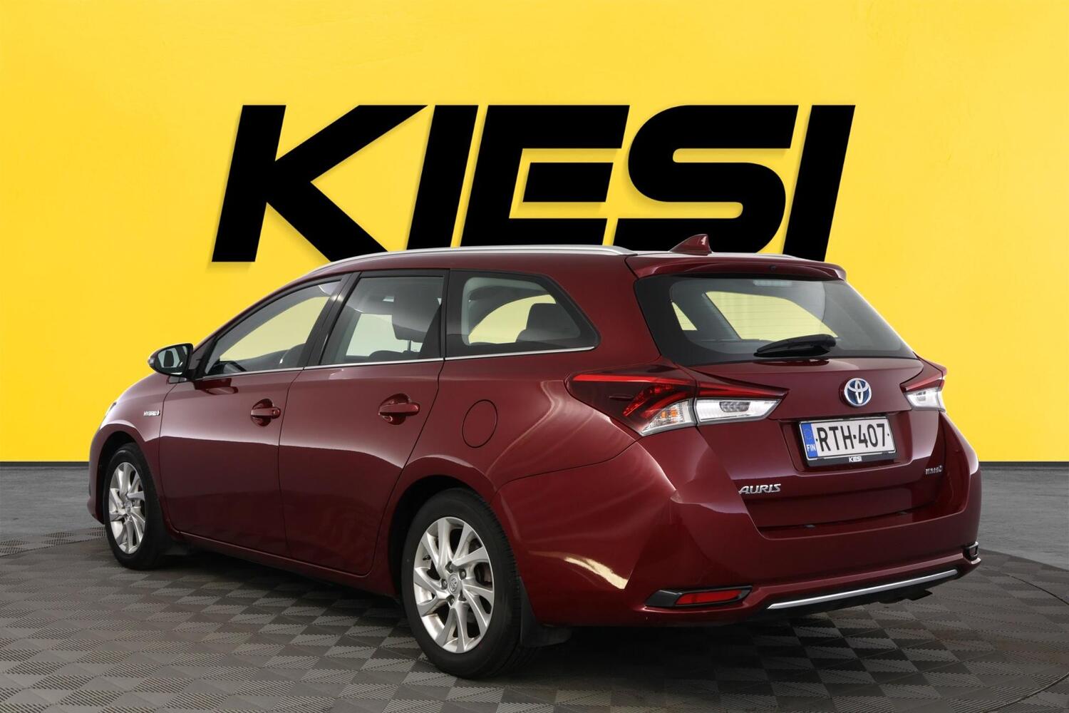 Toyota Auris vaihtoauto