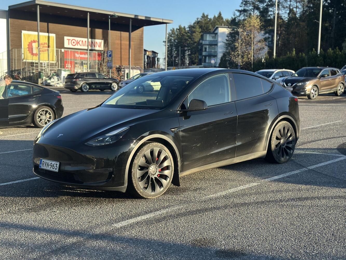 Tesla Model Y vaihtoauto