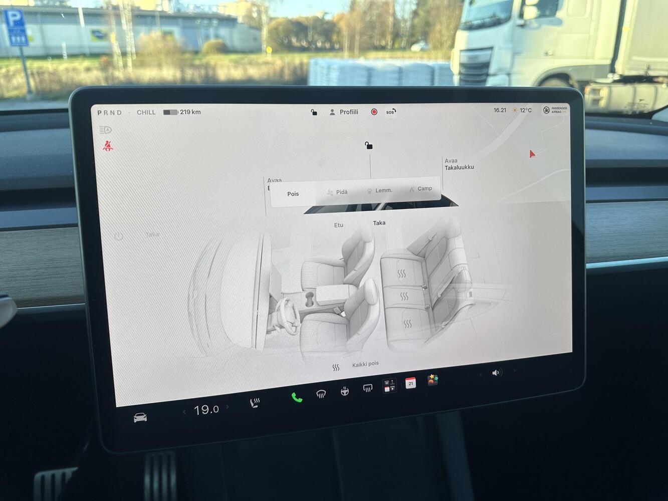 Tesla Model Y vaihtoauto