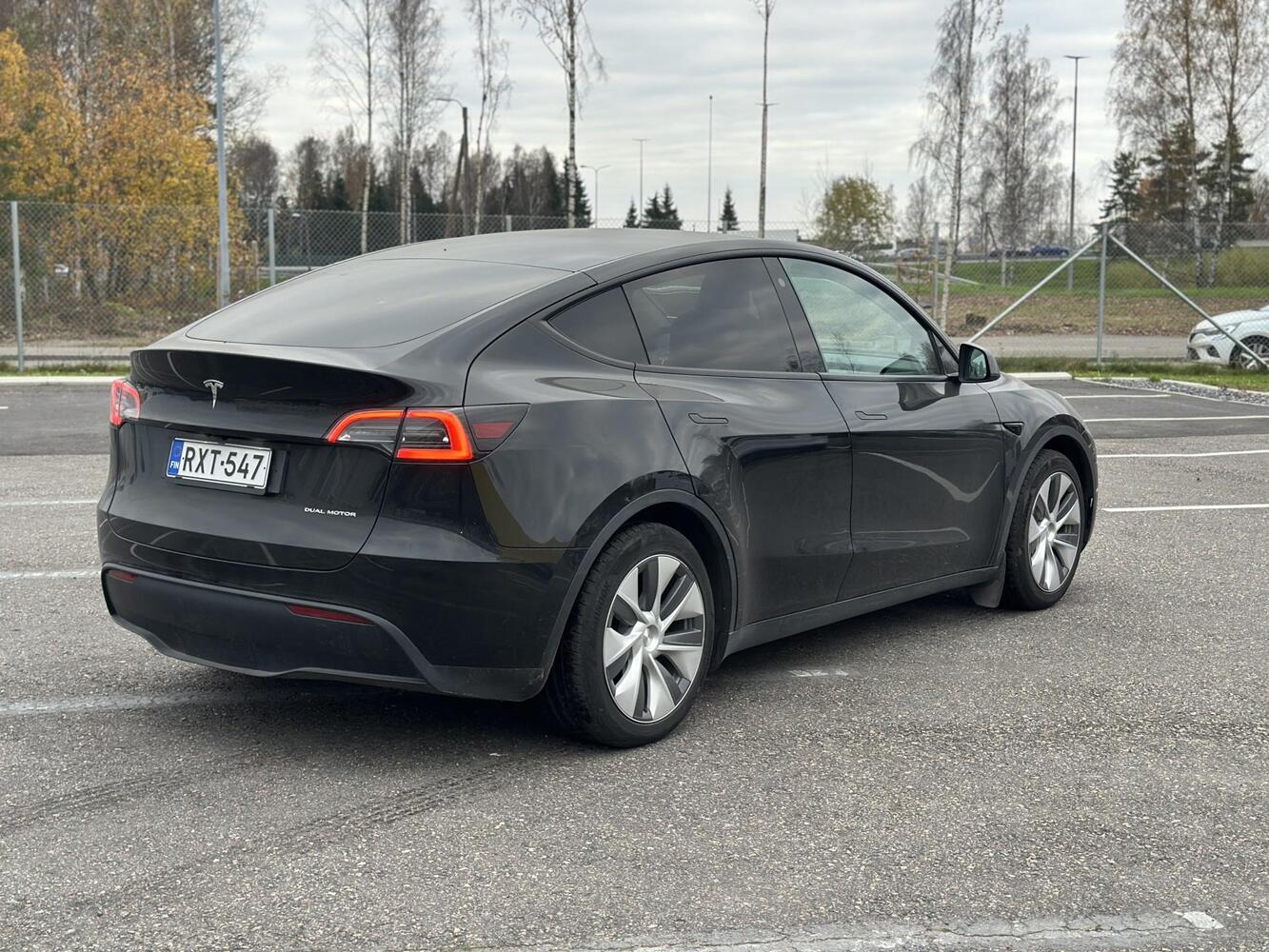 Tesla Model Y vaihtoauto