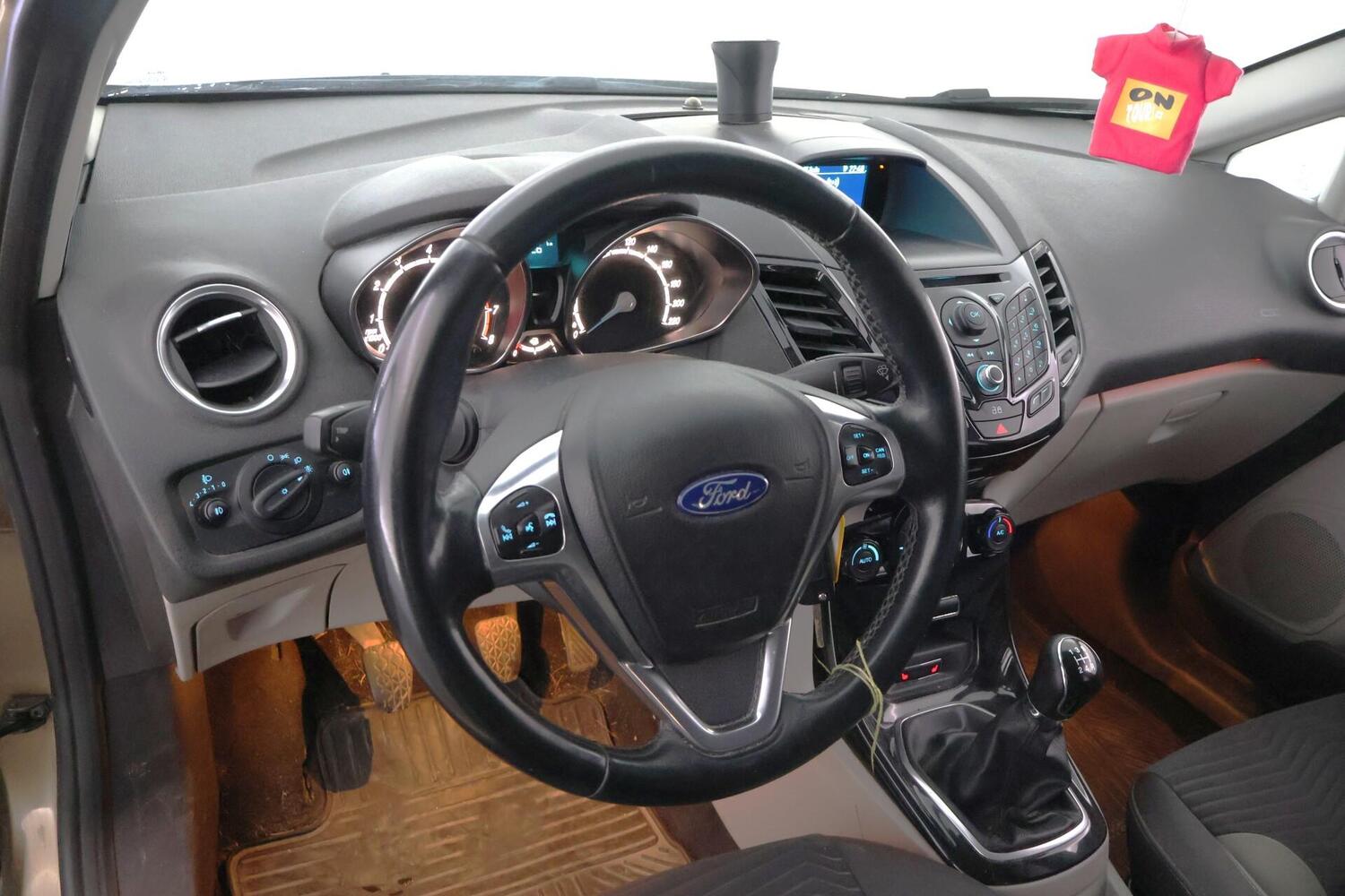 Ford Fiesta vaihtoauto