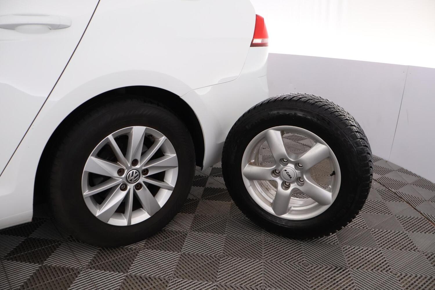 Volkswagen Golf vaihtoauto