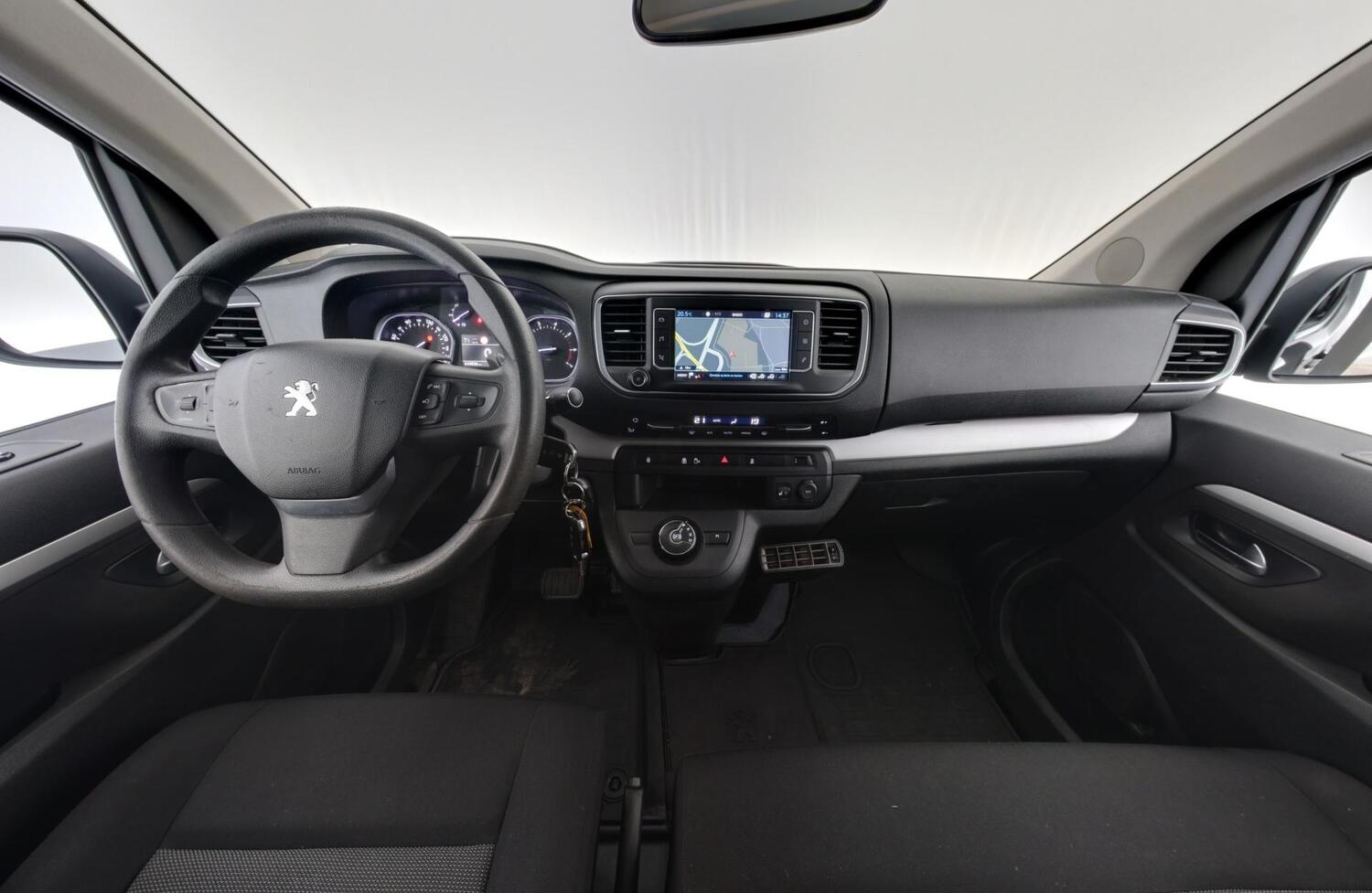 Peugeot Traveller vaihtoauto