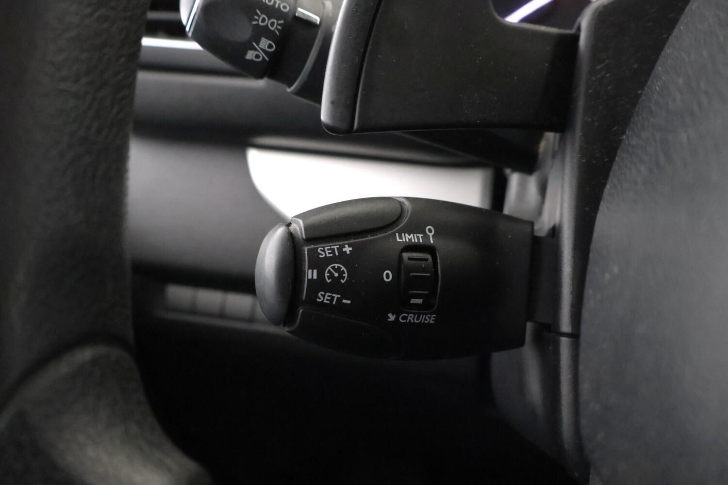Peugeot Traveller vaihtoauto
