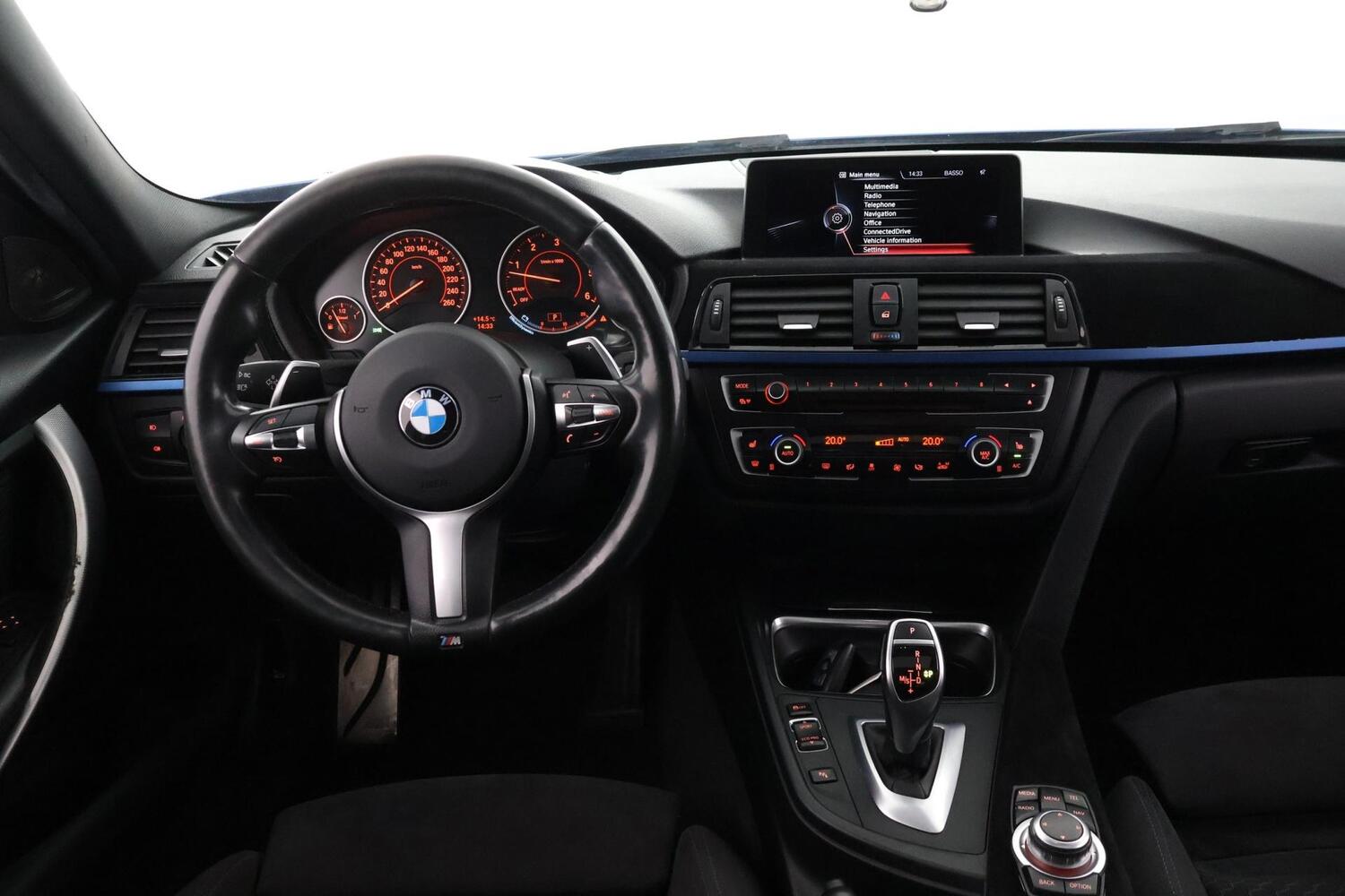 BMW 330 vaihtoauto
