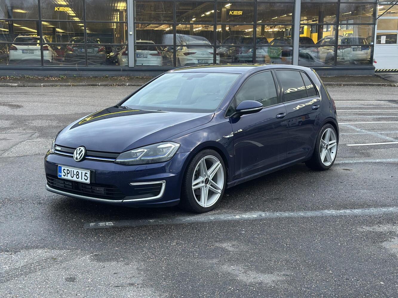 Volkswagen Golf vaihtoauto
