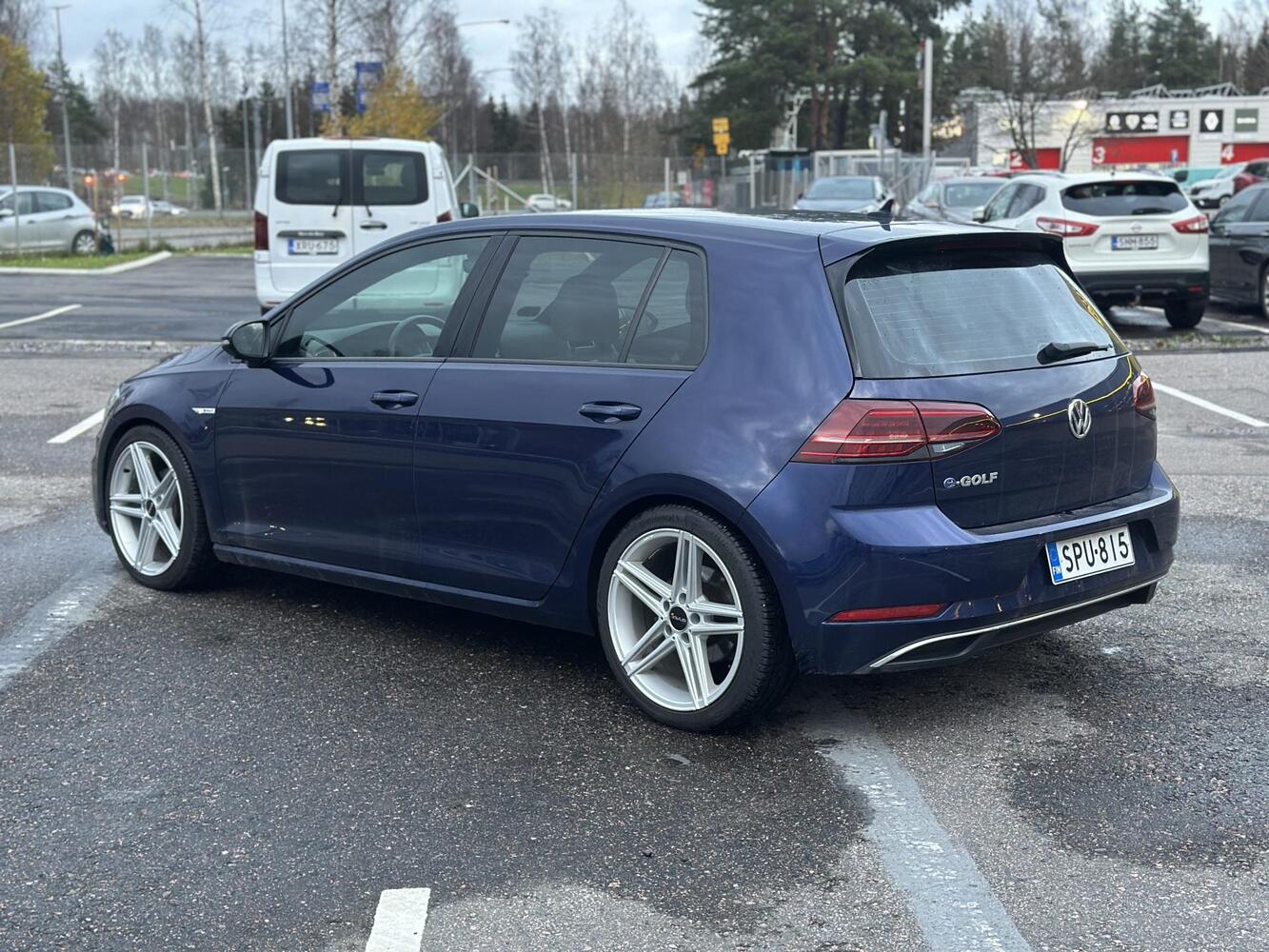 Volkswagen Golf vaihtoauto