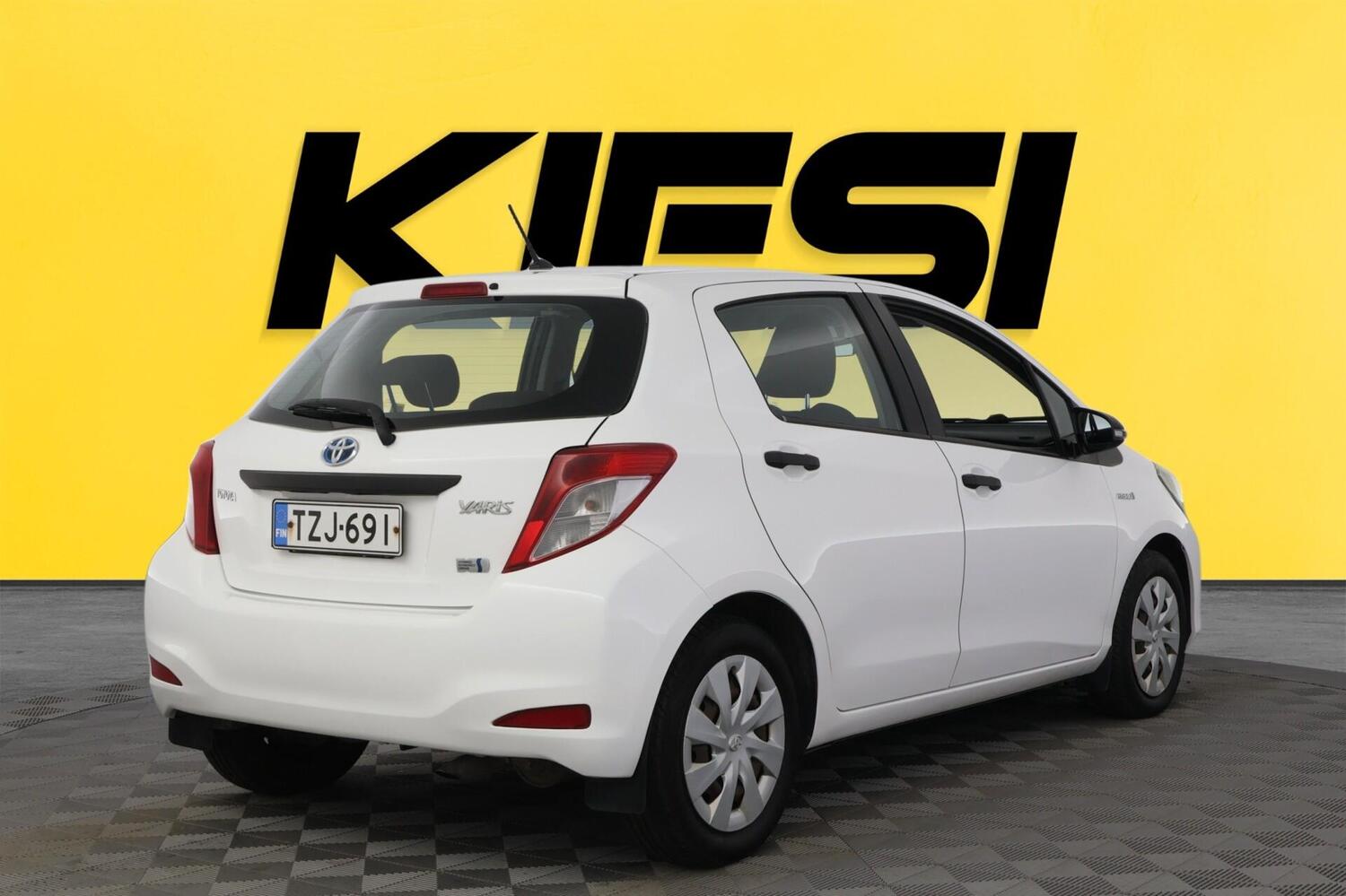 Toyota Yaris vaihtoauto