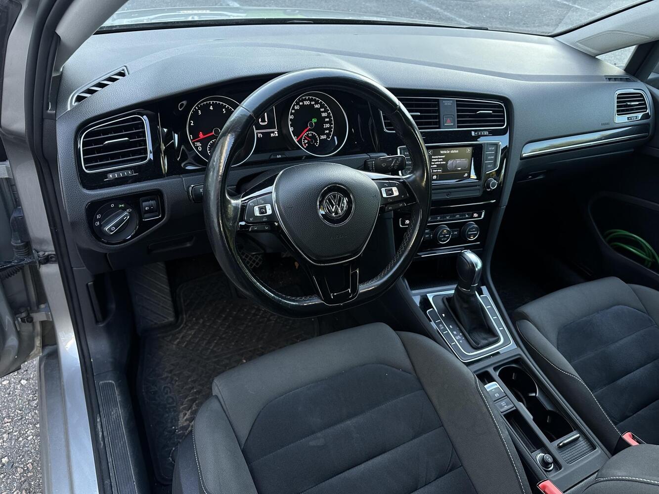 Volkswagen Golf vaihtoauto