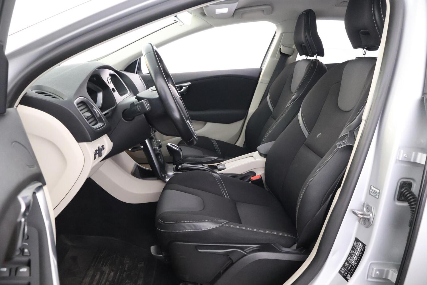 Volvo V40 vaihtoauto