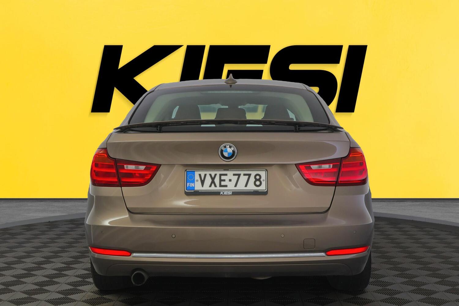 BMW 320 vaihtoauto