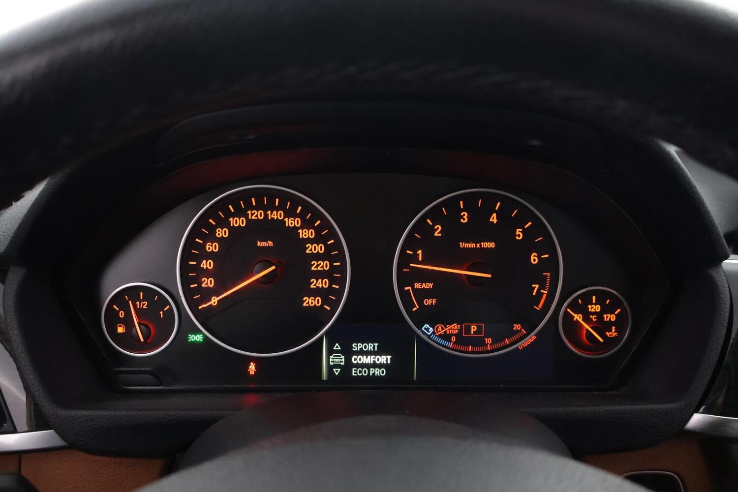 BMW 320 vaihtoauto