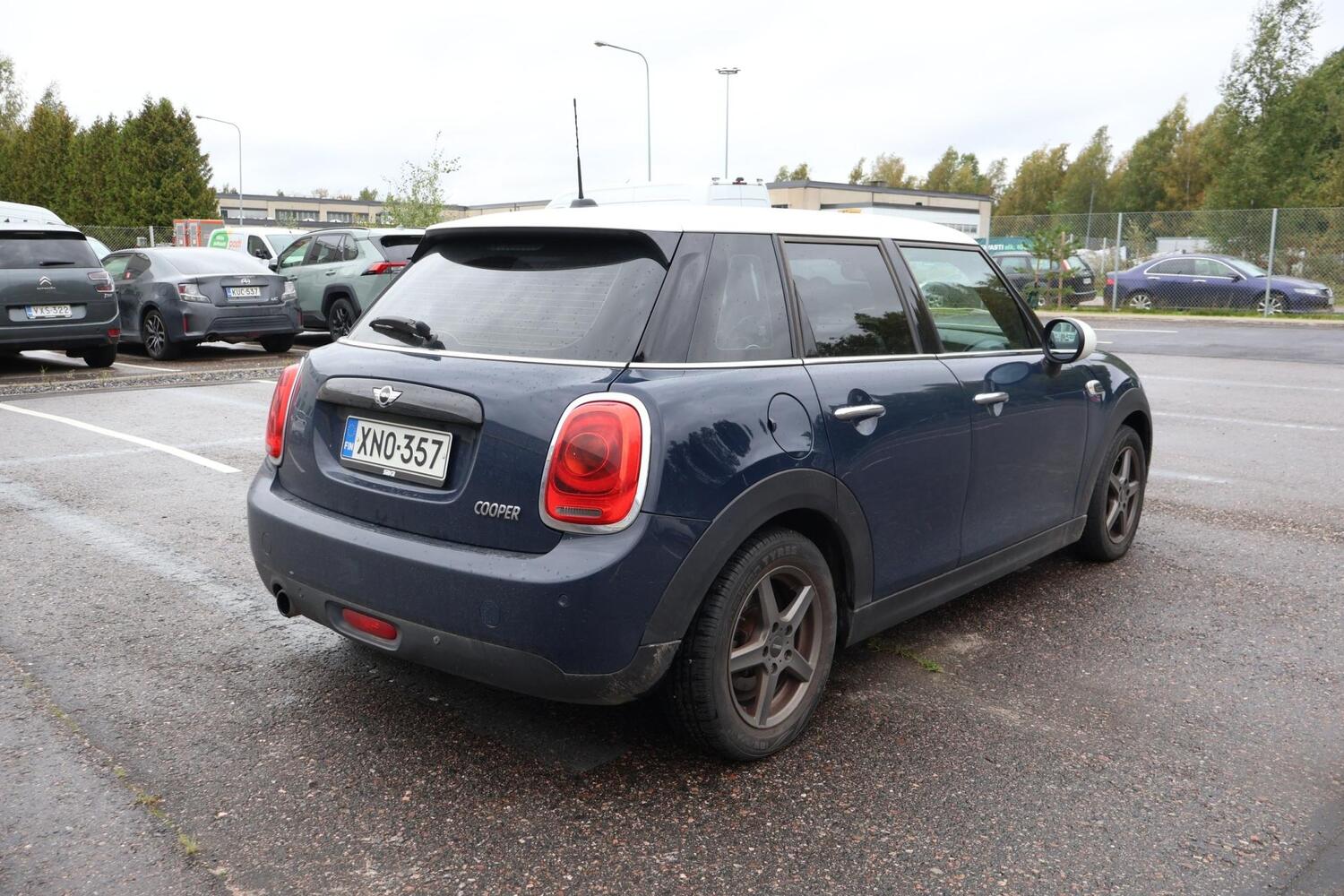 Mini Cooper vaihtoauto