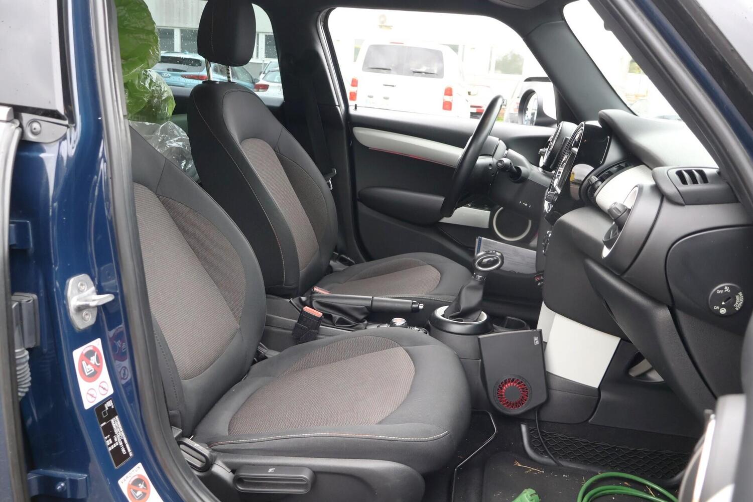 Mini Cooper vaihtoauto