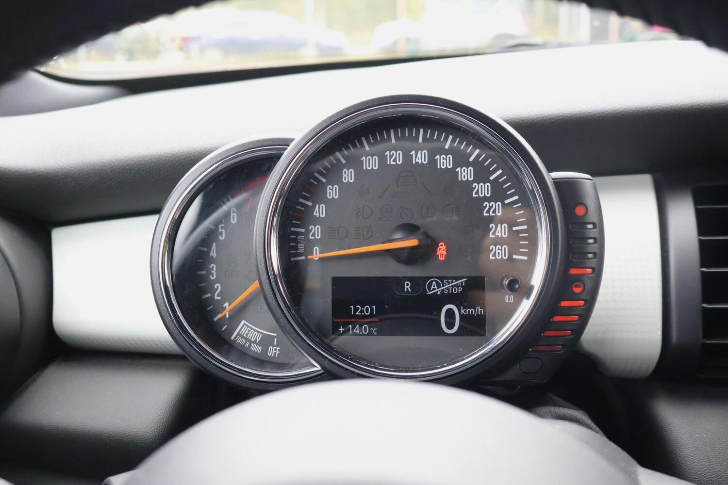 Mini Cooper vaihtoauto
