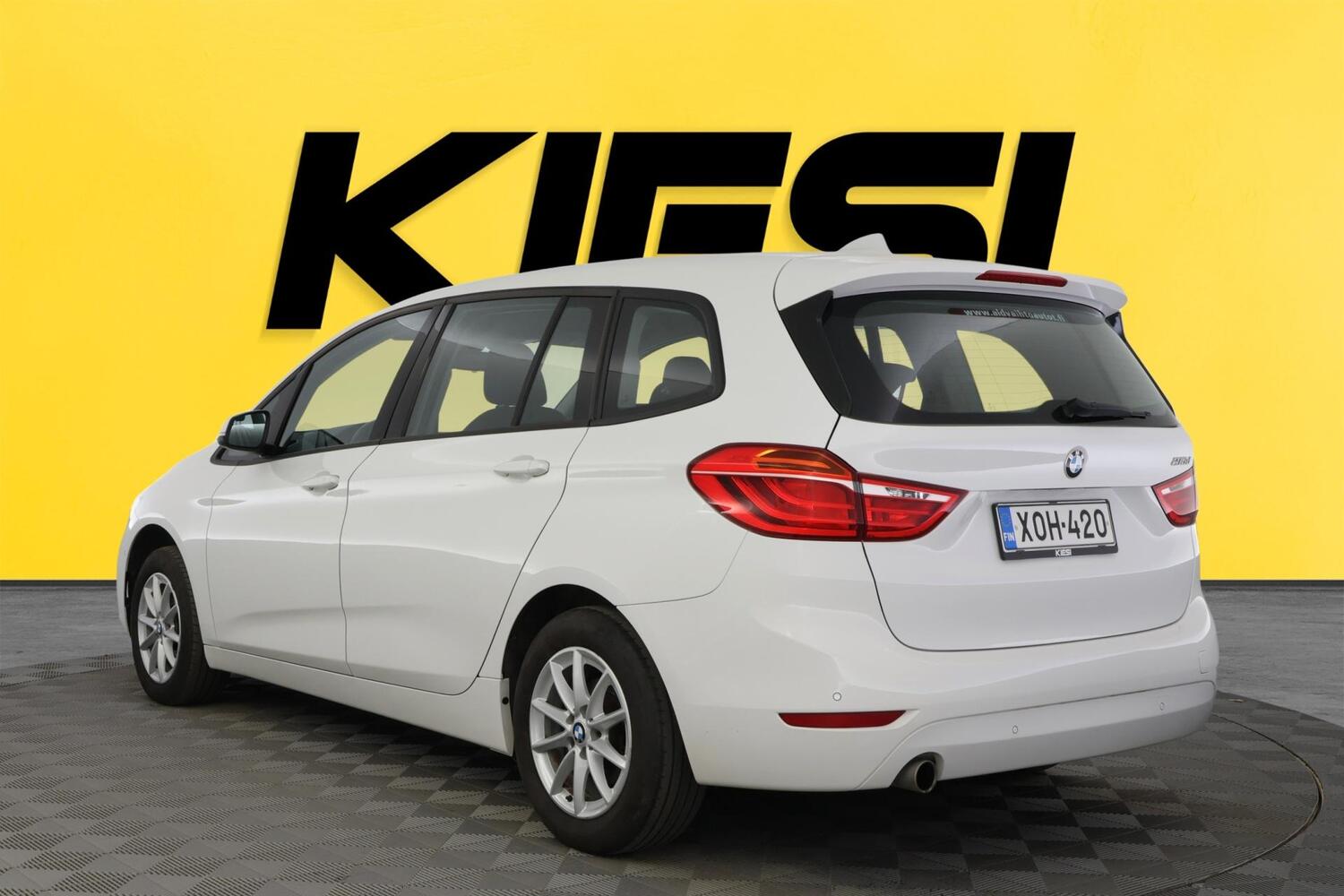 BMW 216 vaihtoauto