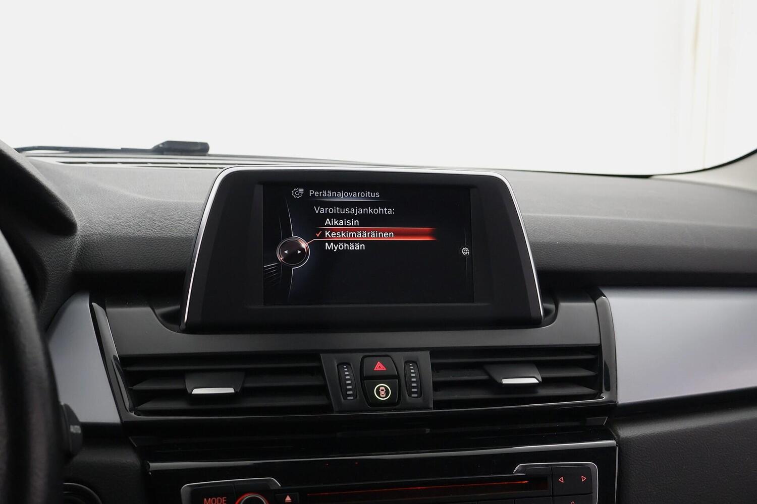 BMW 216 vaihtoauto