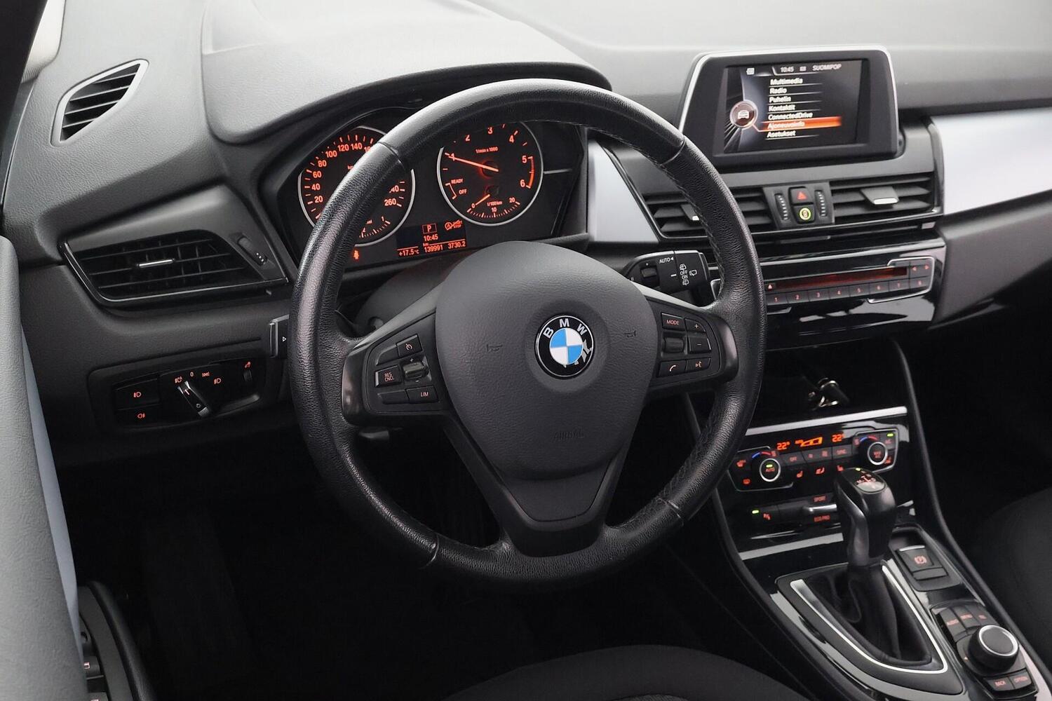 BMW 216 vaihtoauto