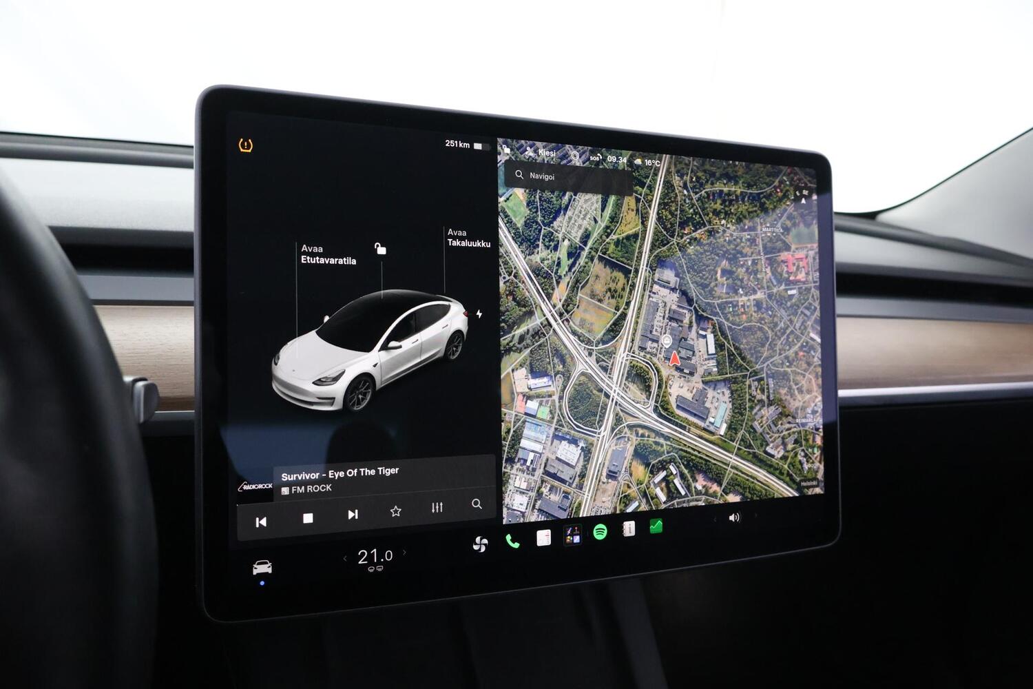 Tesla Model 3 vaihtoauto