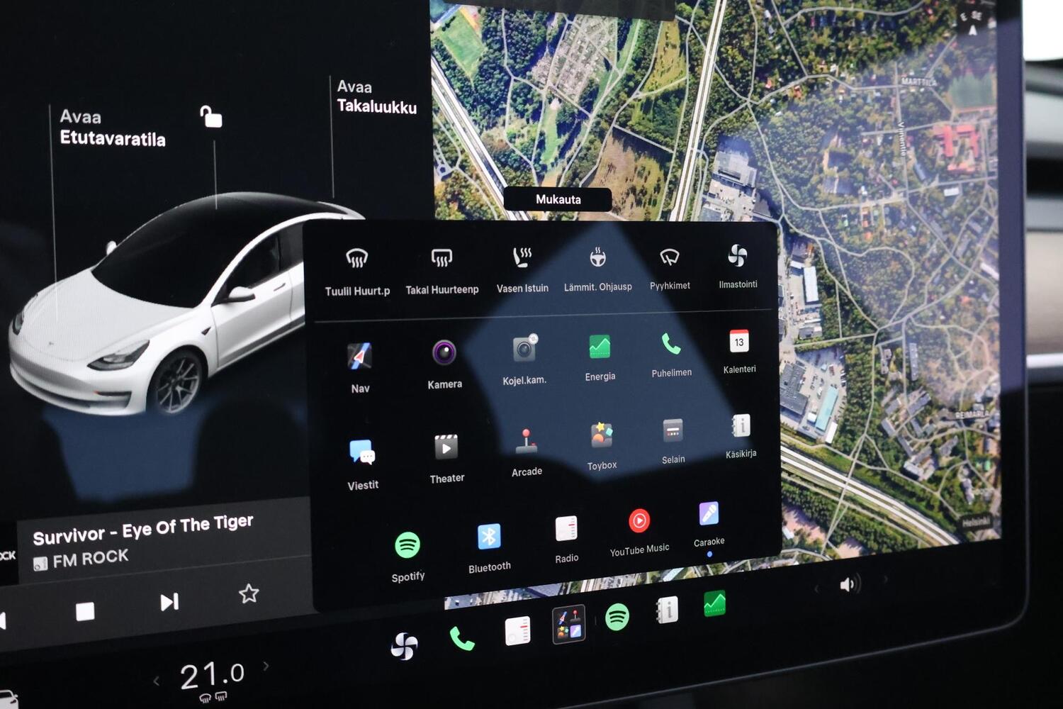 Tesla Model 3 vaihtoauto