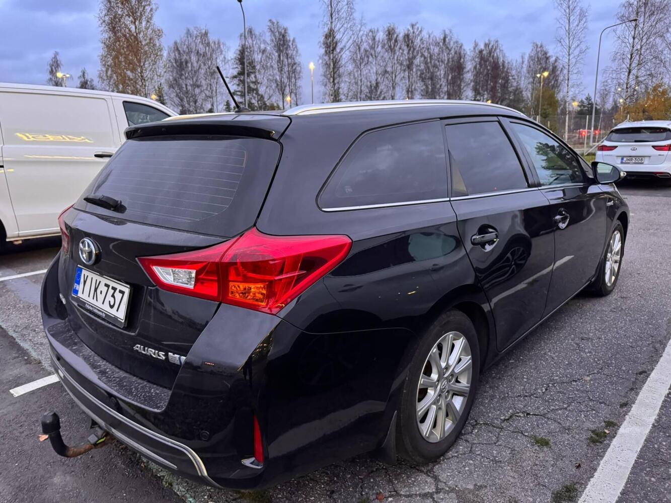 Toyota Auris vaihtoauto