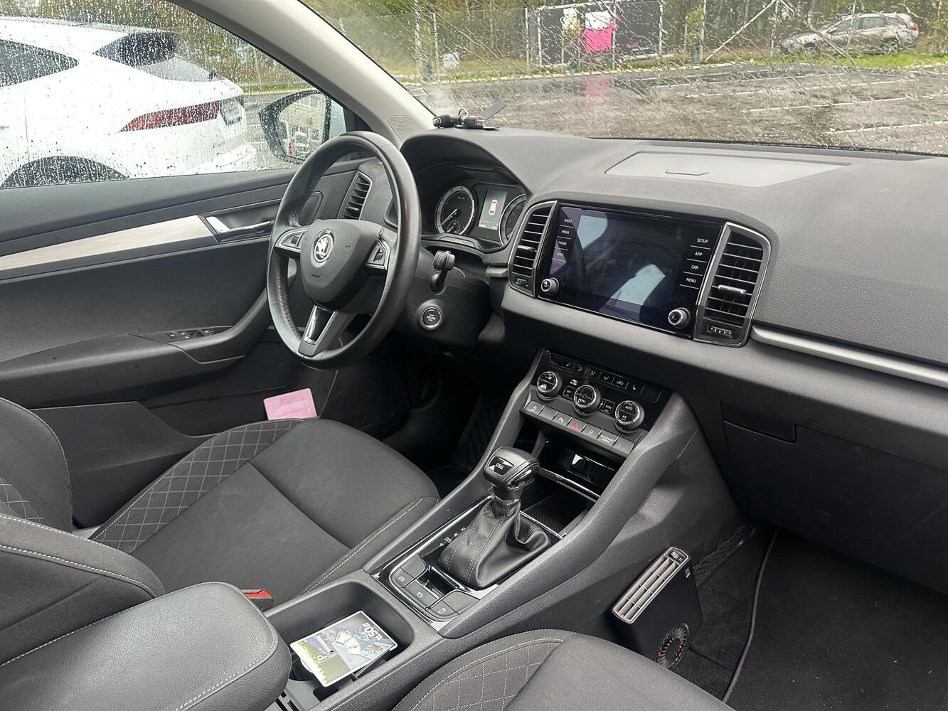 Skoda Karoq vaihtoauto