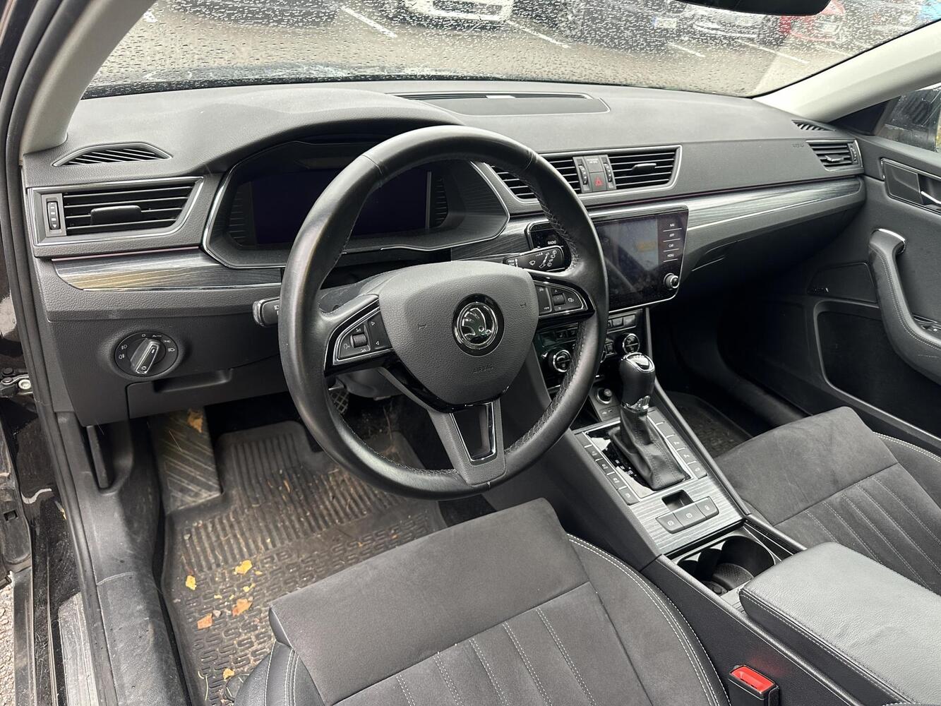 Skoda Superb vaihtoauto