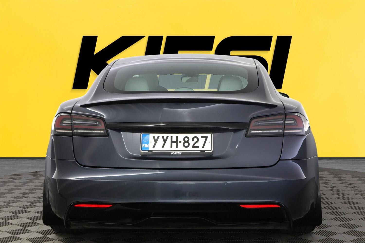 Tesla Model S vaihtoauto