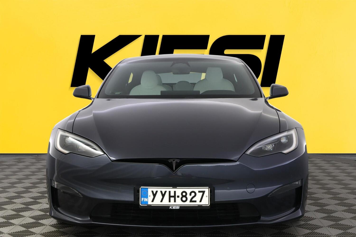Tesla Model S vaihtoauto