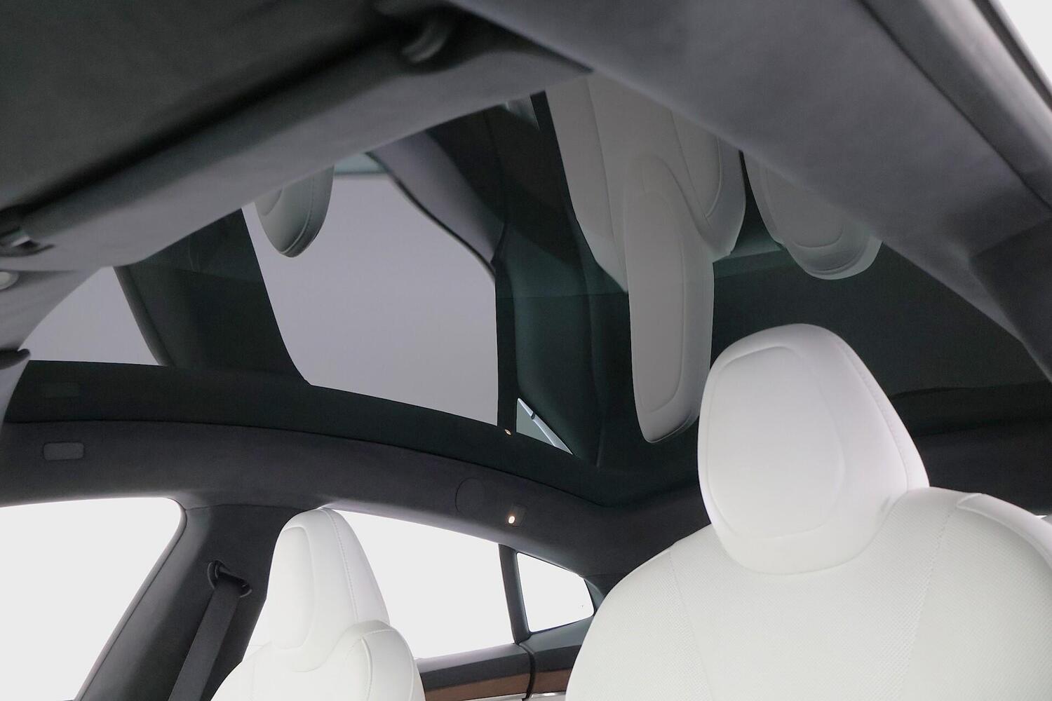 Tesla Model S vaihtoauto