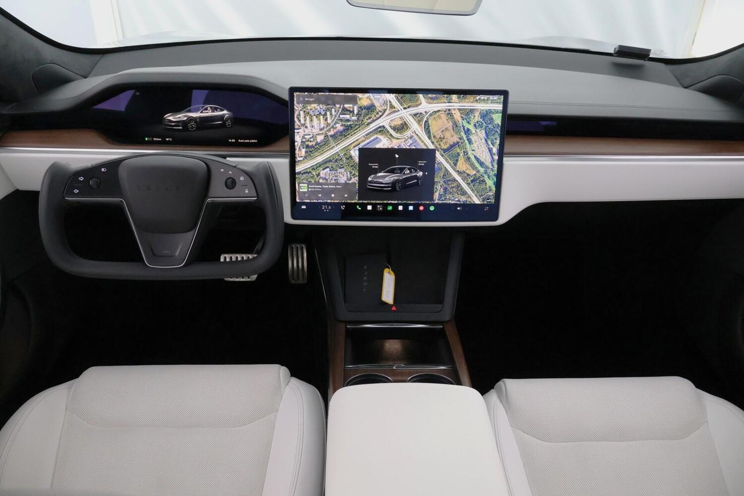 Tesla Model S vaihtoauto