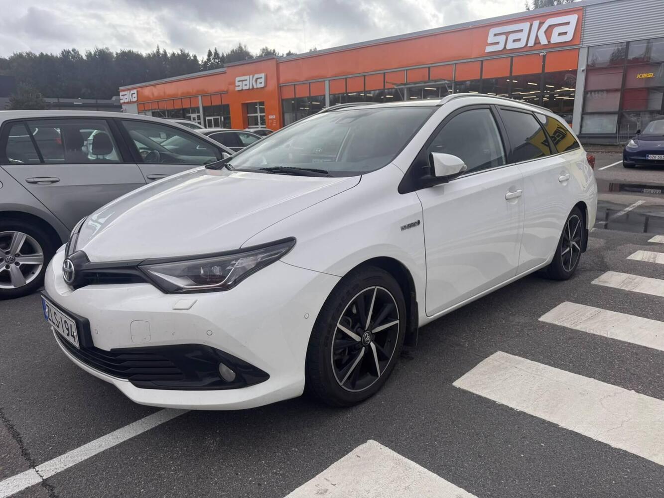 Toyota Auris vaihtoauto