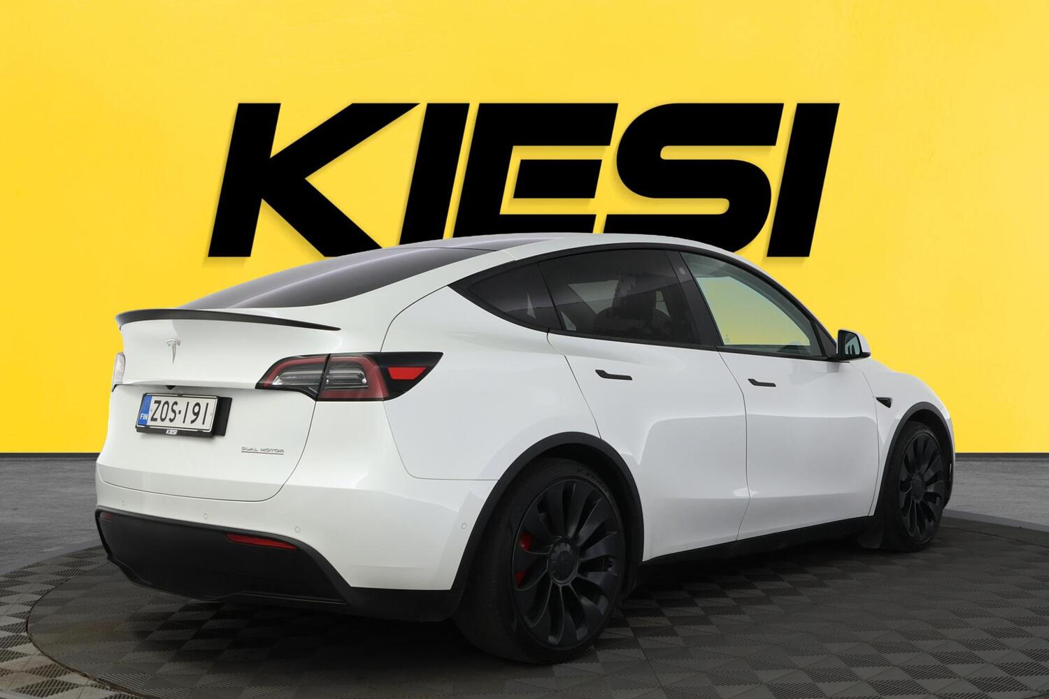 Tesla Model Y vaihtoauto
