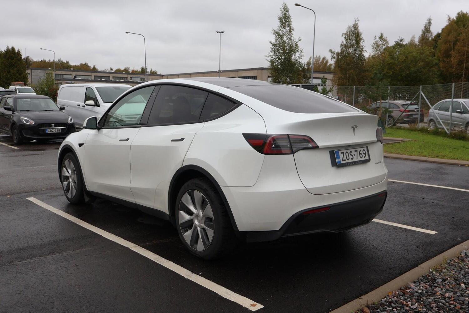Tesla Model Y vaihtoauto