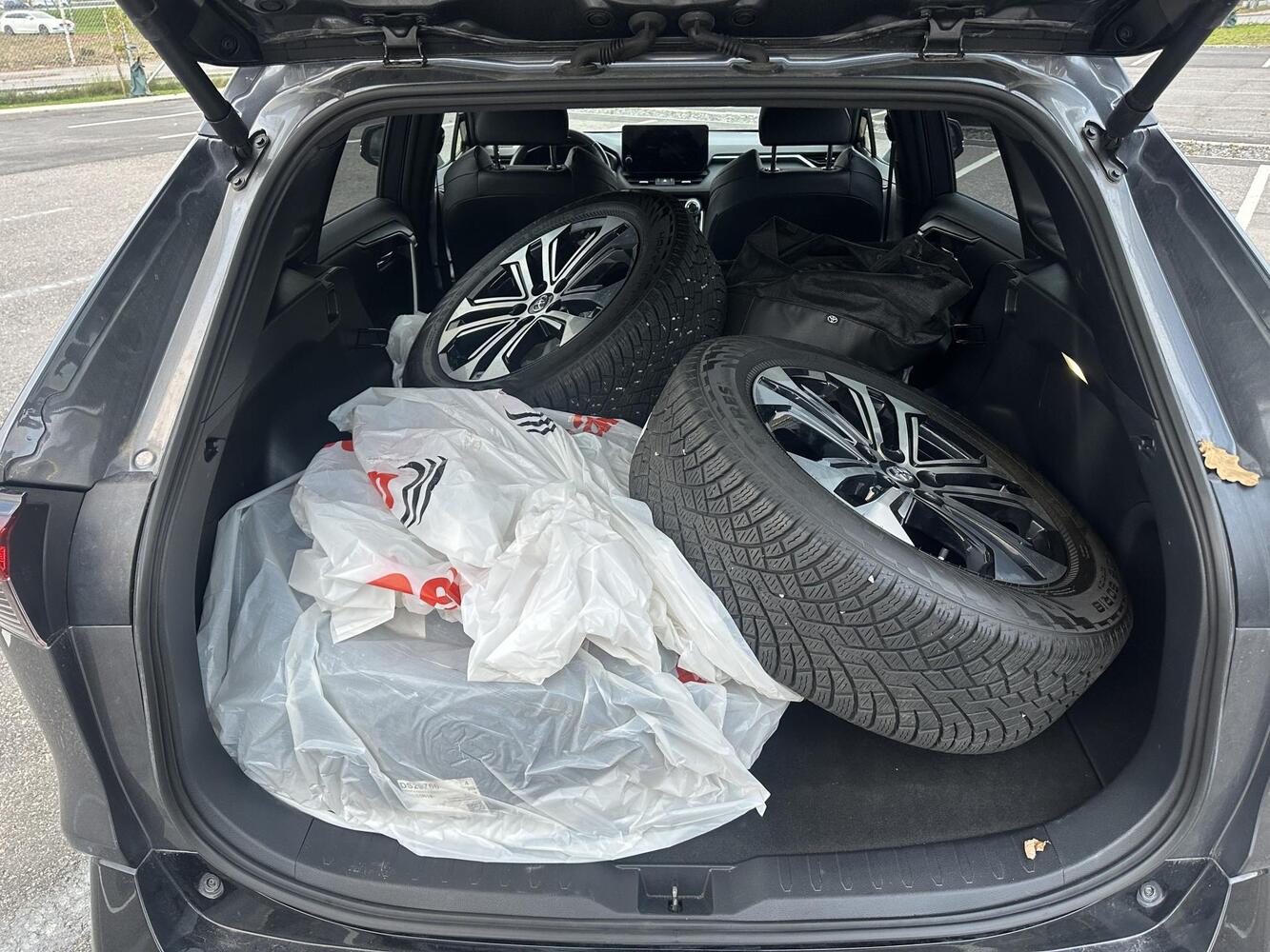 Toyota RAV4 vaihtoauto