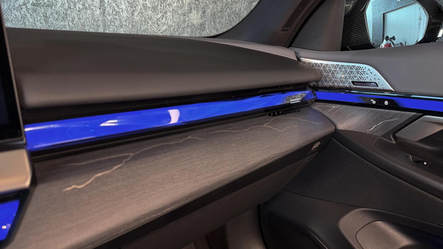 BMW i5 M60 vaihtoauto